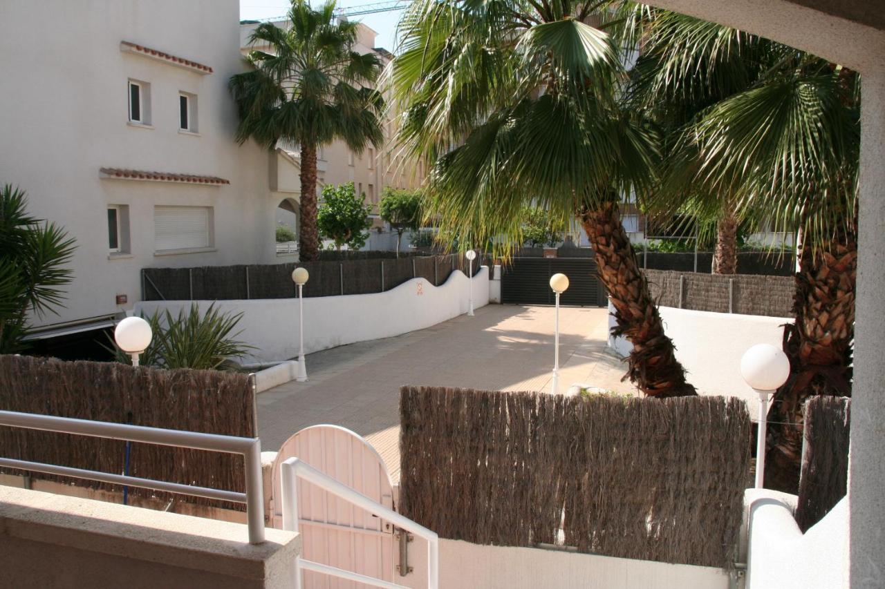 R142 Manila Resort Central Calafell Eksteriør bilde