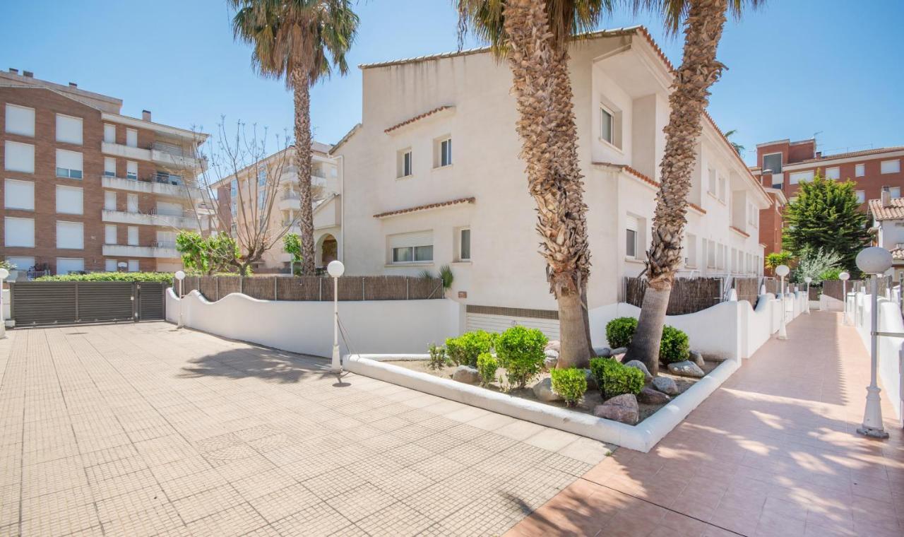 R142 Manila Resort Central Calafell Eksteriør bilde