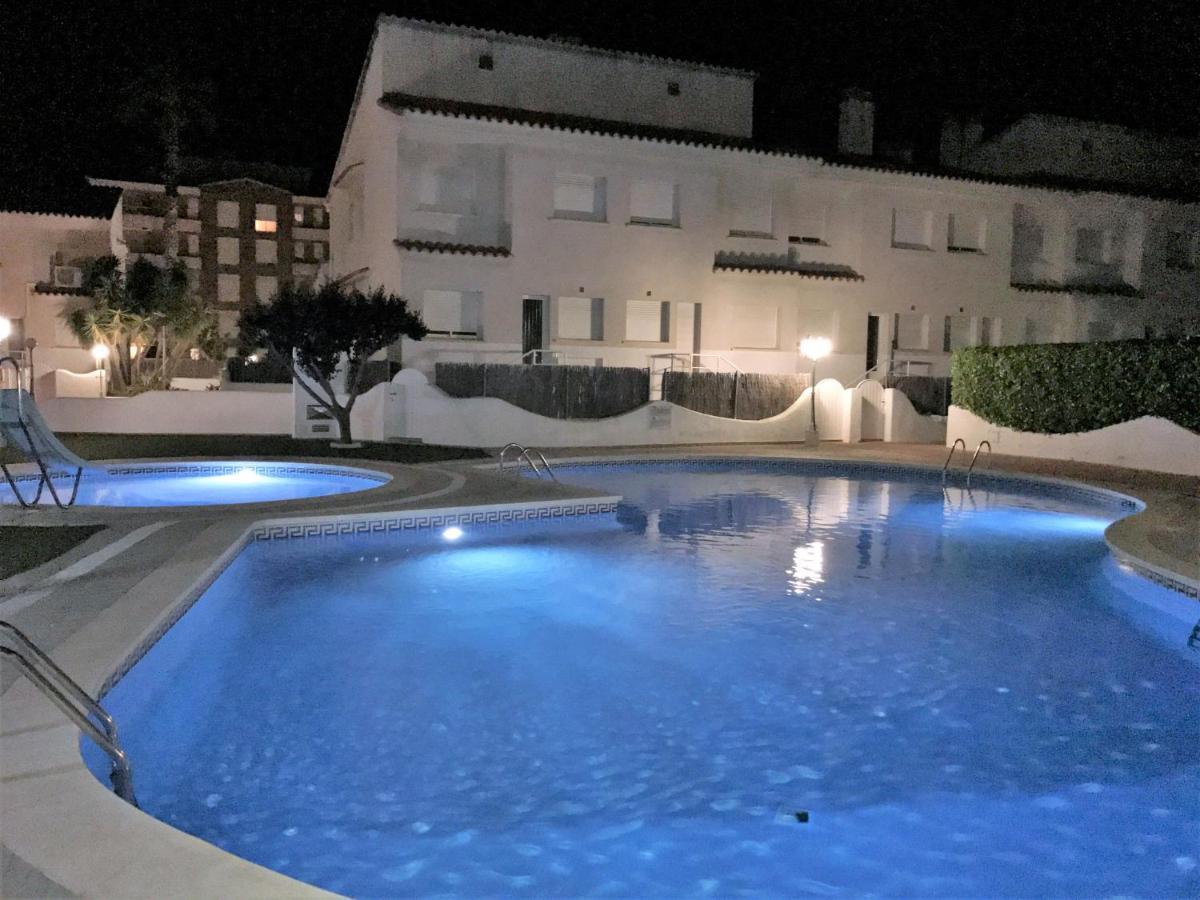 R142 Manila Resort Central Calafell Eksteriør bilde